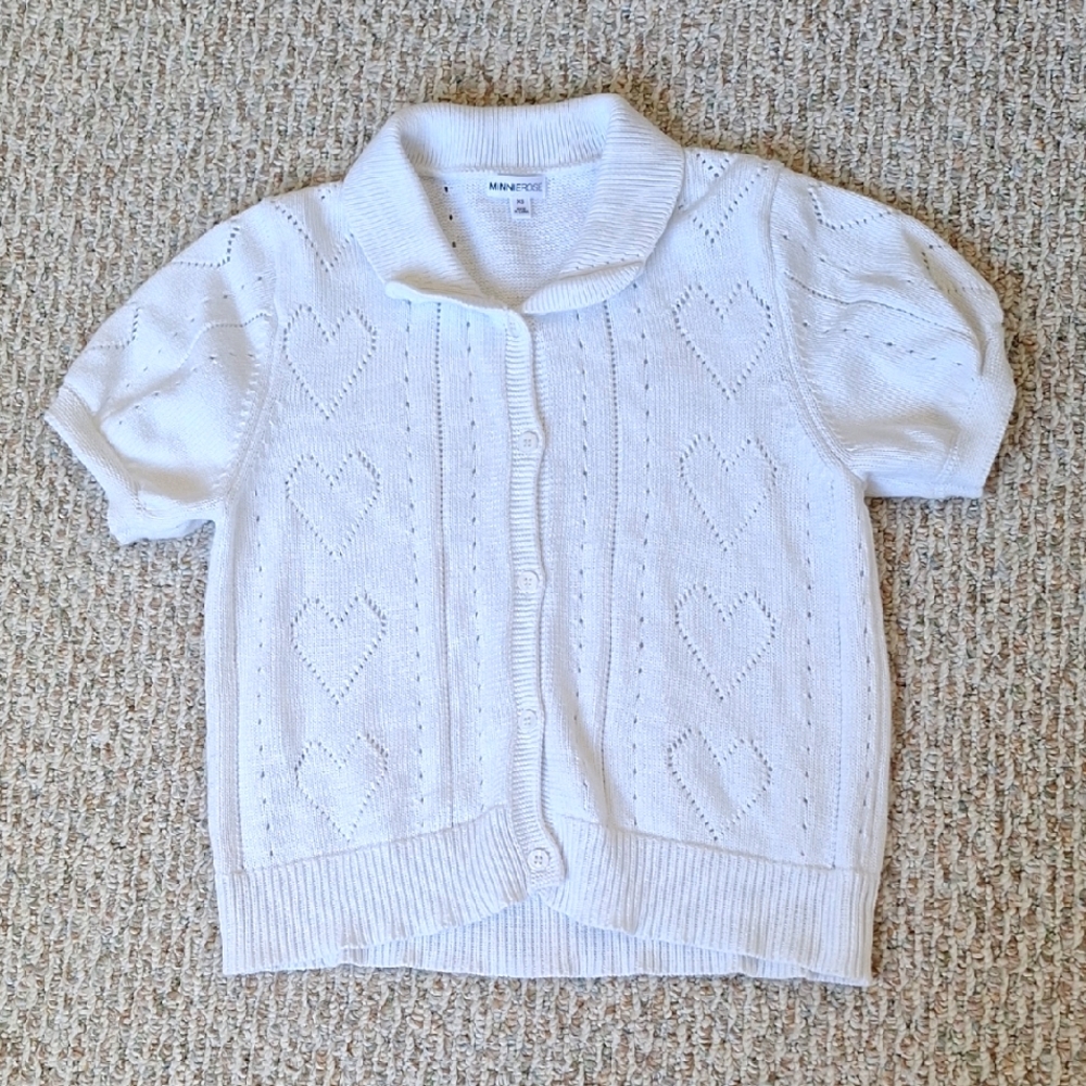 Minnie Rose White Crop Sweater Cardigan XS  EUC    Bust:16" Length 19" 20"(back)